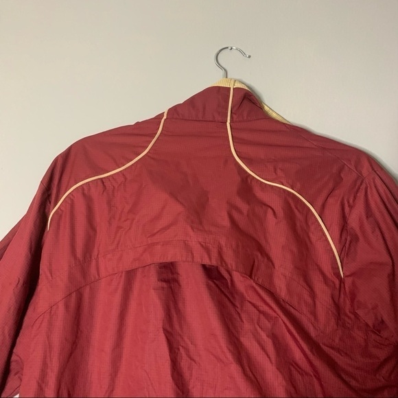 Nike Red Windbreaker - Picture 8 of 8